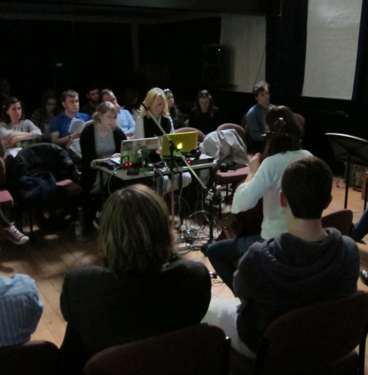 'All hands on laptops' during FLO performance 